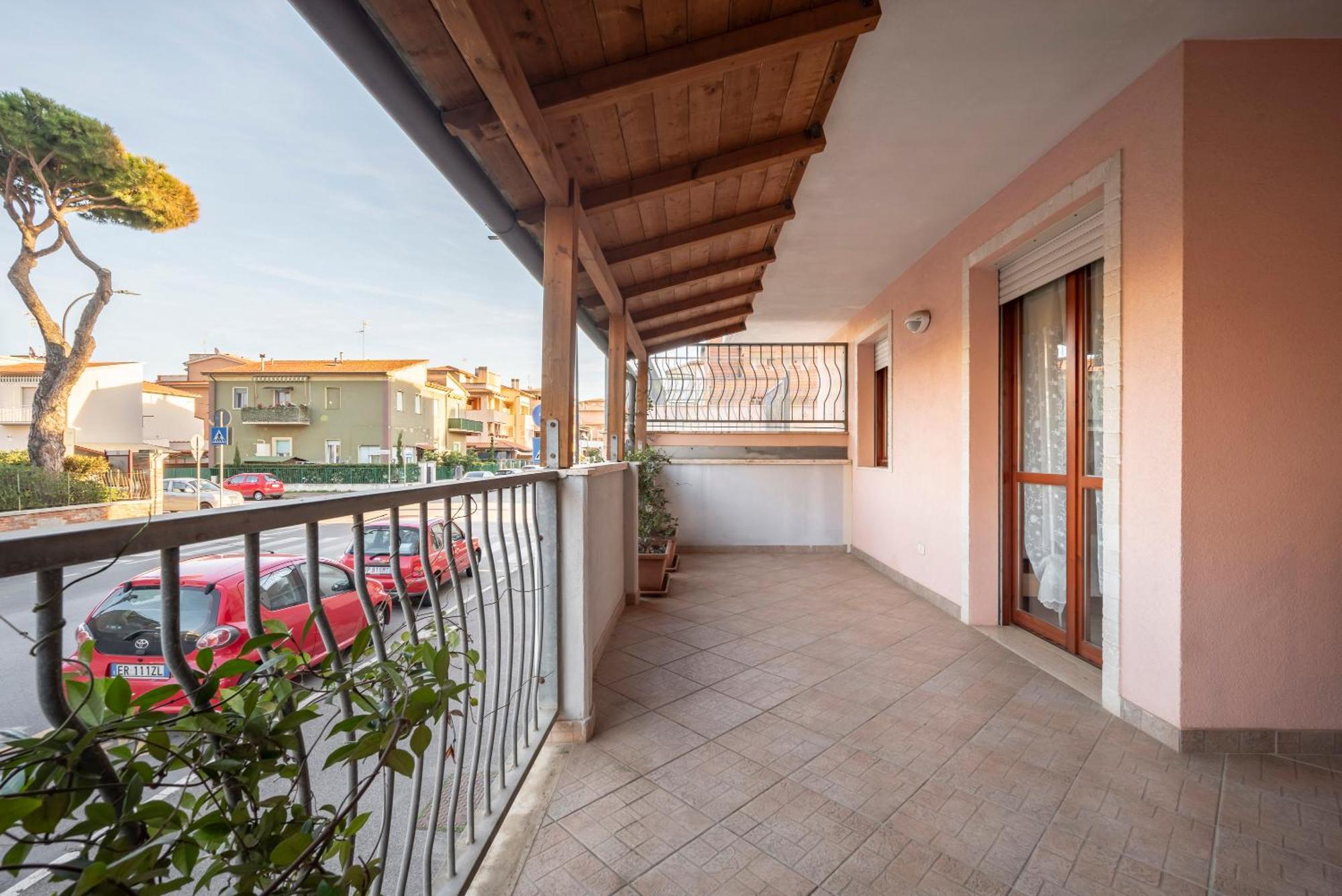 מרינה די גרוסטו Lola Piccolo Hotel E Appartamenti מראה חיצוני תמונה