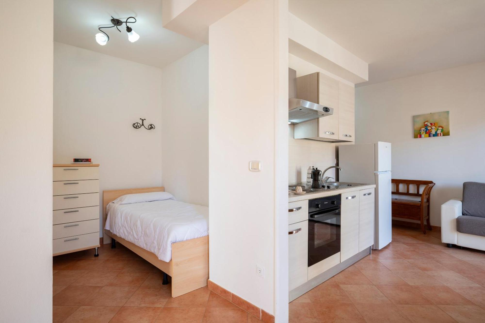 מרינה די גרוסטו Lola Piccolo Hotel E Appartamenti מראה חיצוני תמונה