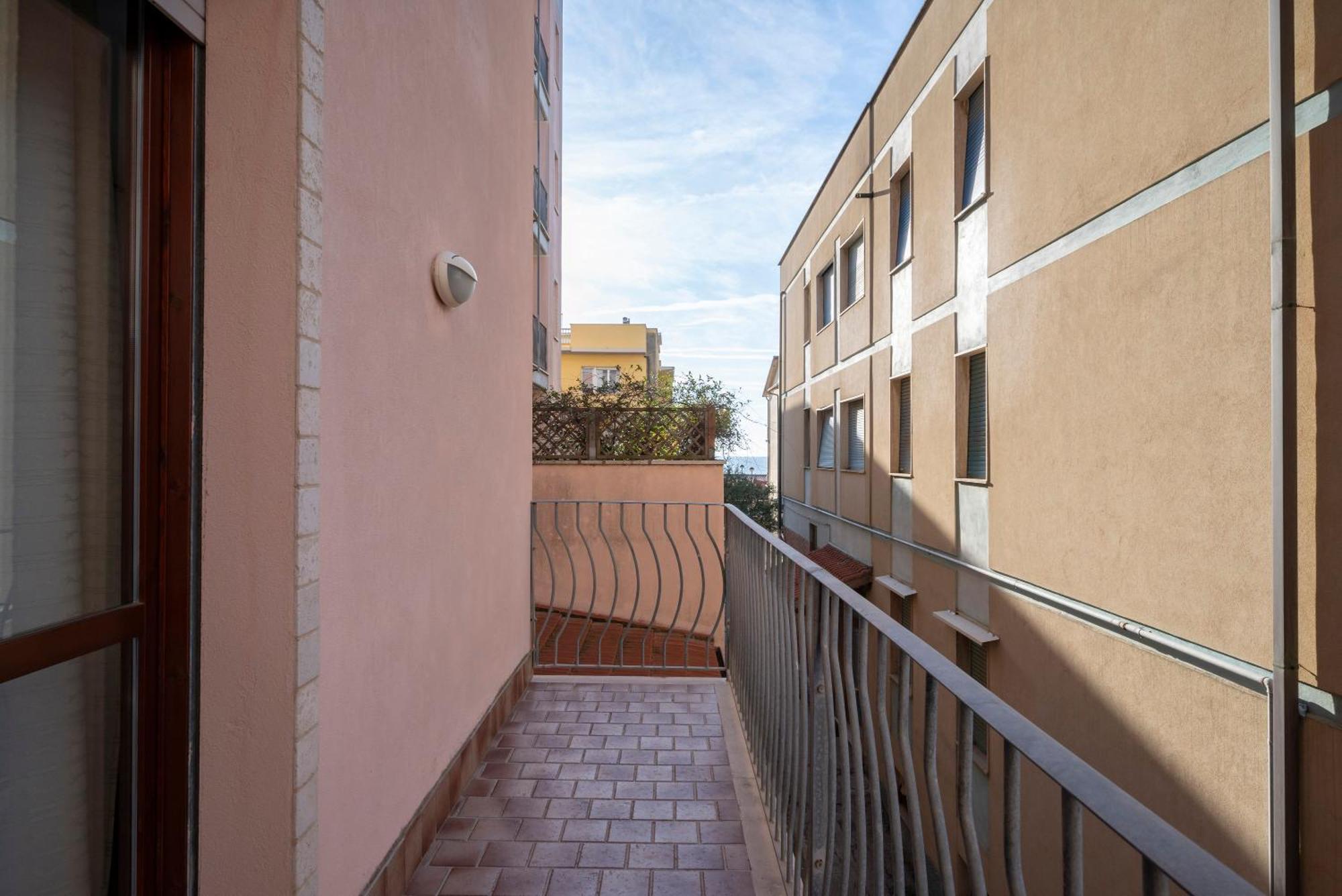 מרינה די גרוסטו Lola Piccolo Hotel E Appartamenti מראה חיצוני תמונה